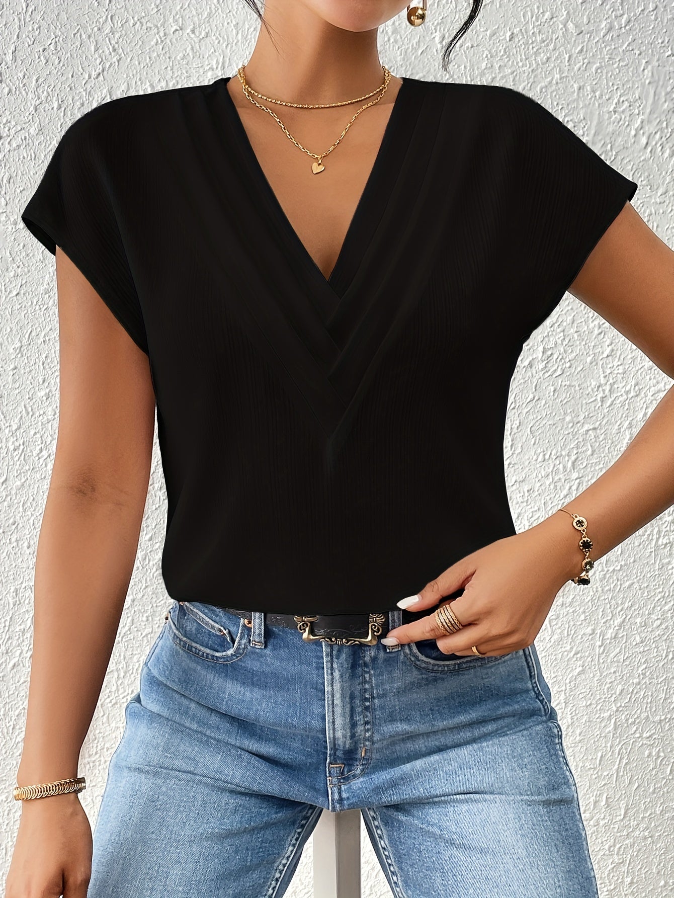 Sophia - V-Neck Blouse