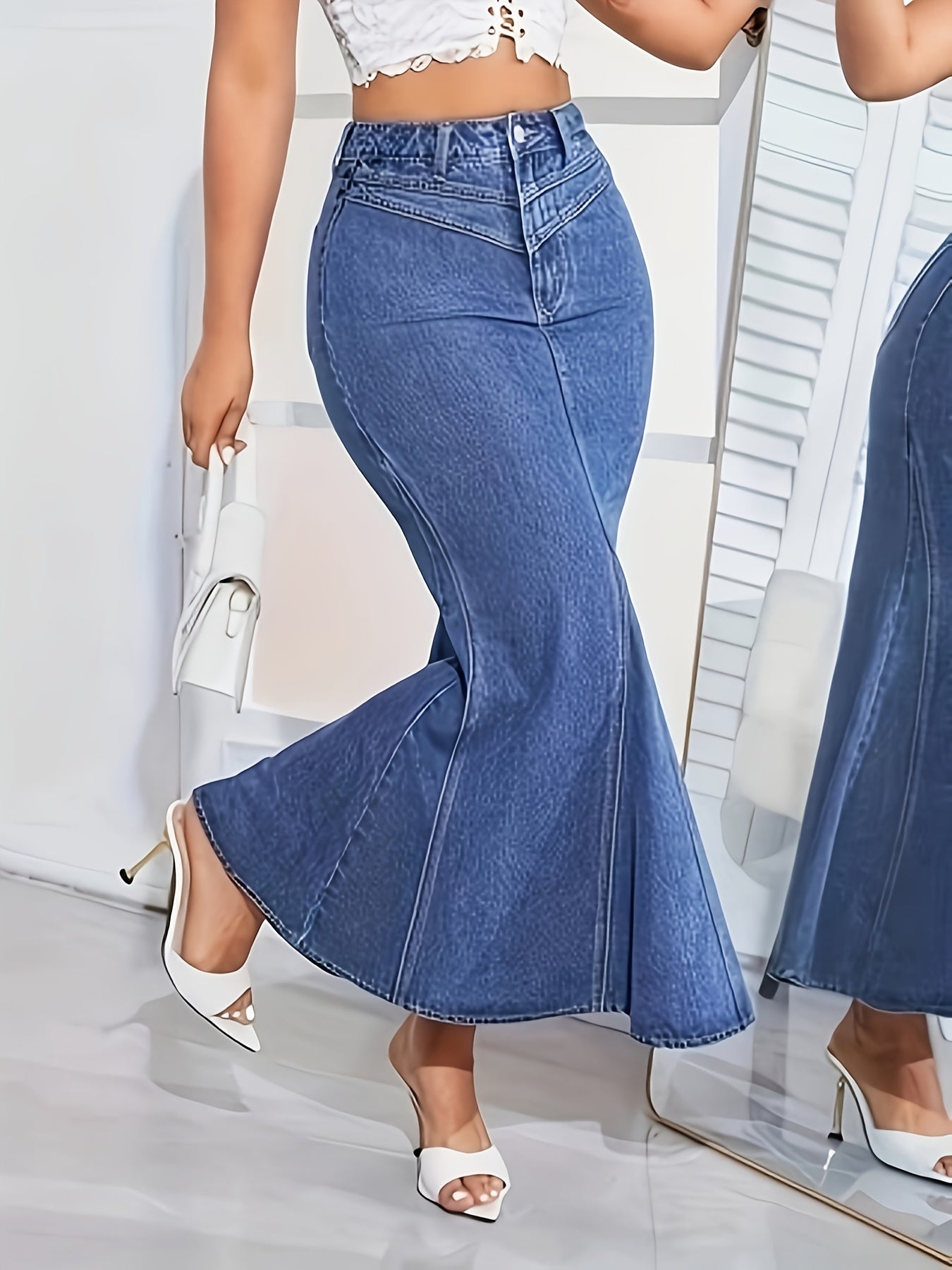 Elara – High-Waist Mermaid Denim Skirt