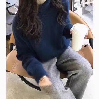 Emily - Cozy turtleneck sweater