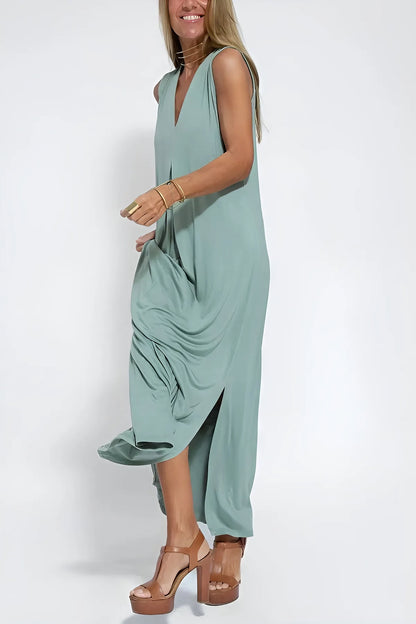 Lyvazza - Sculpting Elegance Maxi Dress